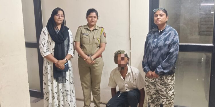 नांदेड पोलिसांची मोठी कारवाई सार्वजनिक ठिकाणी गोंधळ घालणाऱ्या २१ जणांवर गुन्हे दाखल