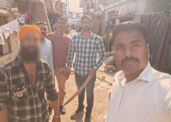 नांदेड पोलिसांचे ऑपरेशन क्रॅक डाऊन अवैध शस्त्र बाळगणाऱ्या तिघांना बेड्या