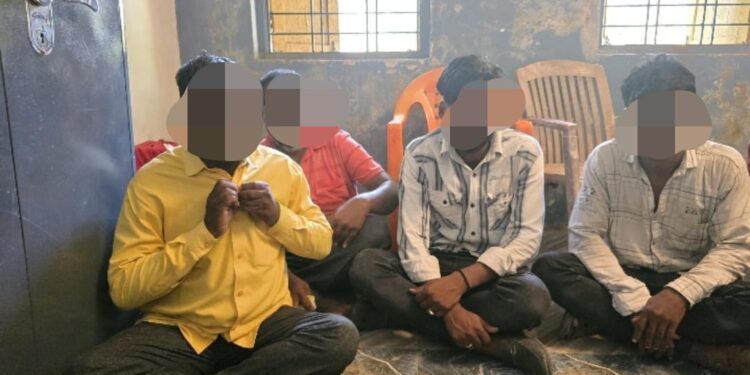 नांदेड ग्रामीण पोलिसांचा मोठा दणका ऑपरेशन क्रॅक डाऊन अंतर्गत जुगार अड्ड्यावर छापा ४ आरोपी अटकेत