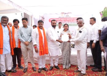 शेतकरी आणि सामान्य नागरिकांपर्यंत जास्तीत जास्त योजना पोहोचवा महापौर कविता मुळे
