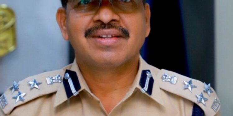 नांदेड पोलिसांचा मोठा प्रहार २४ गुंडांवर मोक्का अंतर्गत कडक कारवाई