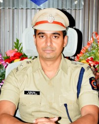 सिंघम आयपीएस अधिकारी डॉ. नीलाभ रोहन यांनी स्वीकारला पोलीस अधीक्षकपदाचा पदभार