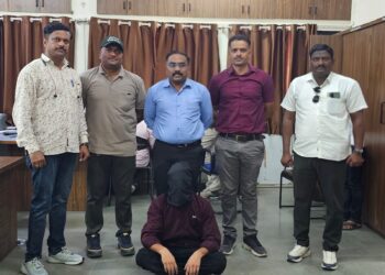मोक्का अंतर्गत फरार असलेला आरोपी स्थानिक गुन्हे शाखेच्या जाळ्यात एलसीबीची धडक कारवाई