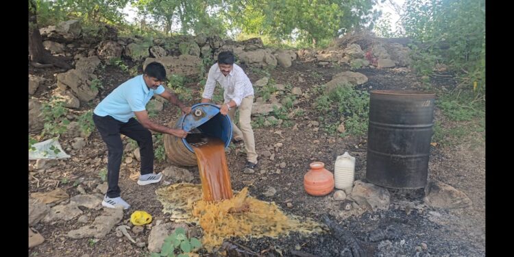 नांदेड पोलिसांचे अवैध धंद्यांवर ऑपरेशन क्रॅकडाऊन मास रेडमध्ये ७ लाख ८८ हजारांचा मुद्देमाल जप्त
