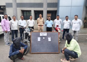 एलसीबीची लातूर फाटा परिसरात मोठी कारवाई, १ लाख ११ हजारांचा मुद्देमाल जप्त