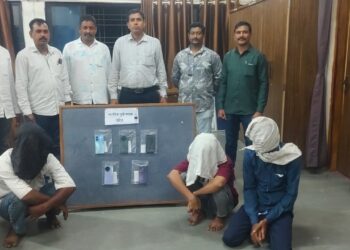 नांदेड एलसीबीची मोठी कारवाई जबरी चोरी स्नॅचिंग व चोऱ्या करणारी टोळी जेरबंद ३ गुन्हे उघड १ लाख १२ हजारांचा मुद्देमाल जप्त