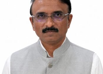 ग्रामीण जीवनोन्नती अभियानाच्या उद्दिष्टपूर्तीसाठी कामांना गती द्या सी ईओ महेश पाटील