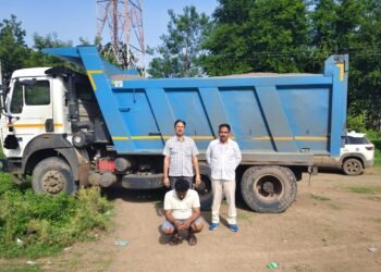 सोनखेड पोलिसांची मोठी कारवाई ४५ लाख २५ हजारांच्या मुद्देमालासह विना क्रमांकाचा हायवा टिप्पर आणि अवैध रेती जप्त