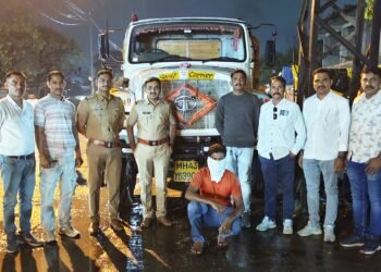 नांदेड मध्ये अवैध रेती वाहतुकीवर भाग्यनगर पोलिसांचा मोठा दणका ५.६५ लाखांच्या मुद्देमालासह टिपर जप्त