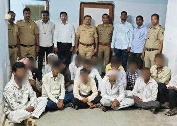 नांदेड ग्रामीण पोलिसांची मटका जुगार अड्ड्यांवर धडक कारवाई २१ आरोपींवर गुन्हे दाखल ६ लाखांचा मुद्देमाल जप्त
