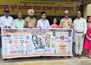 महात्मा फुले हायस्कूलमध्ये वाहतूक सुरक्षा जनजागृती कार्यक्रम उत्साहात