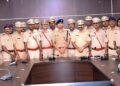 नांदेड पोलीस दलातील १६ अधिकारी व अंमलदार नियत वयोमानानुसार सेवानिवृत्त भावूक वातावरणात सत्कार व निरोप