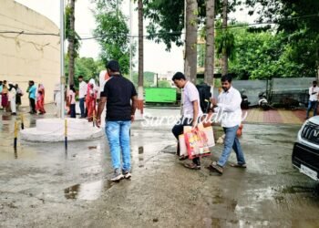 यशाच्या शिखरावरून थेट तुरुंगाची पायरी लाचखोर उपजिल्हाधिकारी श्रीनिवास लखमावाडची जेलमध्ये रवानगी