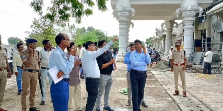 नांदेड मंडळात हिंदी प्रश्नमंजुषा स्पर्धा संपन्न परिचालन विभाग ठरला विजेते