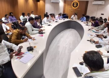 प्रशासनात पारदर्शकता आणि गती आणणार नांदेड जिल्हा परिषदेत ई-ऑफिस आणि बायोमेट्रिक प्रणाली लागू