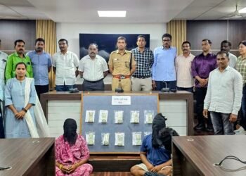 नांदेड ग्रामीण पोलीस हद्दीतील तीन वर्षांपूर्वीच्या बॅग लिफ्टिंग प्रकरणातील फरार ३ आरोपींना अटक