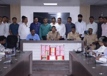 नांदेड पोलिसांची धडक कारवाई ९ गंभीर गुन्ह्यांचा उलगडा ६ लाख ७४ हजार रुपयांचा मुद्देमाल जप्त