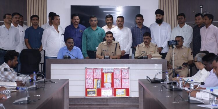 नांदेड पोलिसांची धडक कारवाई ९ गंभीर गुन्ह्यांचा उलगडा ६ लाख ७४ हजार रुपयांचा मुद्देमाल जप्त