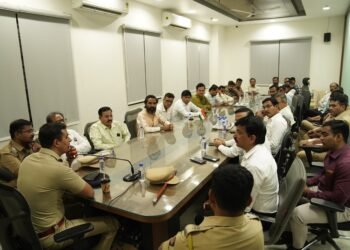 विद्यार्थी व महिलांच्या सुरक्षेसाठी पोलीस पथके अधिक सक्रिय पोलीस अधीक्षक नांदेड यांनी घेतला प्रत्यक्ष आढावा