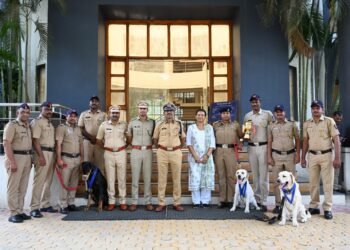 २१ व्या महाराष्ट्र राज्य पोलीस कर्तव्य मेळाव्यात नांदेड परिक्षेत्राचा डंका ७ रौप्य पदकांसह श्वानपथकाने पटकावले सांघिक विजेतेपद